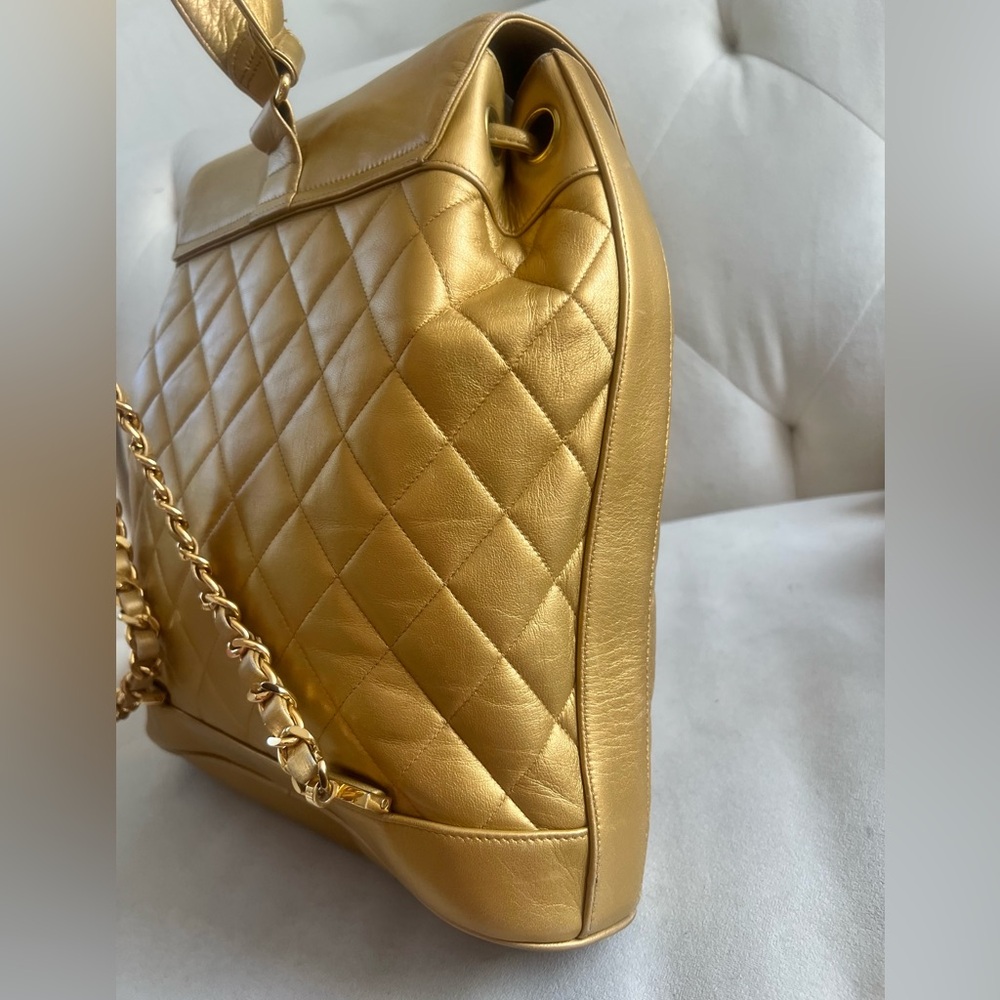 Chanel Vintage Sunset Gold Quilted leather W 24K Gold Plated Backpack with Pouch - Picture 4 of 8